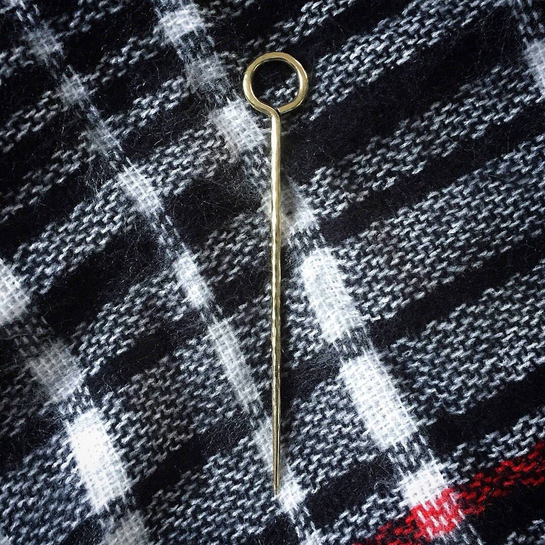 Individual brass handcrafted shawl pin, textured shawl pin, cloak pin, womens gifts, kilt pin, scarf ring, winter fashion, blanket scarf pin